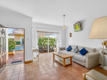 ida24cba01-0000-0500-0000-00001837bdb3