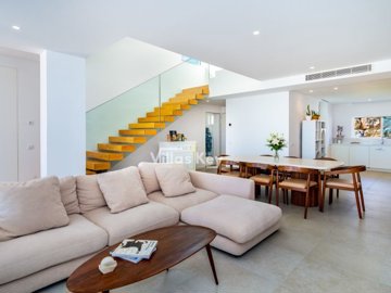 id2730ba01-0000-0500-0000-00001800fe8b