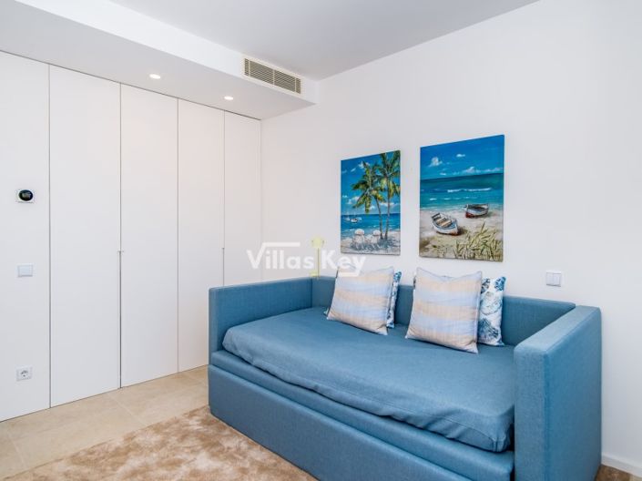 Image No.32-3 Bed House for sale