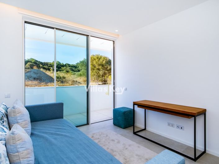 Image No.29-3 Bed House for sale