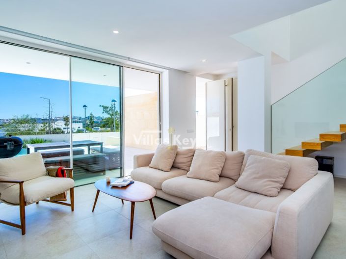 Image No.5-3 Bed House for sale