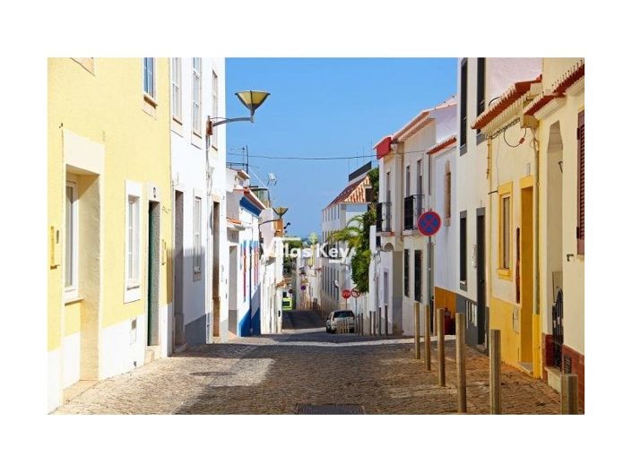 Image No.24-Maison de 10 chambres à vendre à Lagos