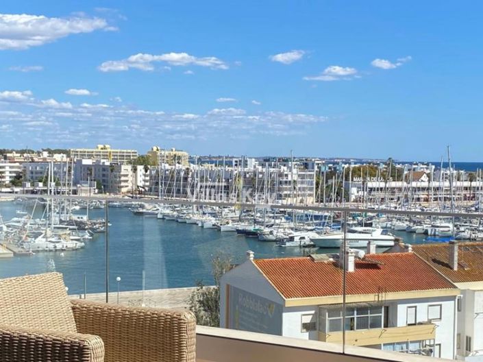 Image No.12-3 Bed Apartment for sale