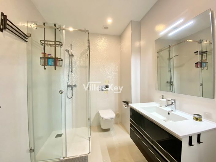 Image No.28-3 Bed Apartment for sale