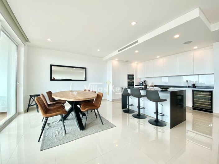 Image No.3-3 Bed Apartment for sale