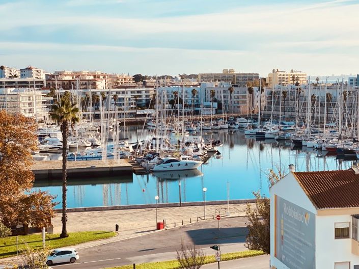 Image No.36-3 Bed Apartment for sale