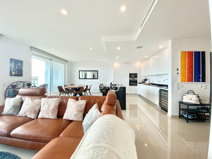 Image No.6-3 Bed Apartment for sale