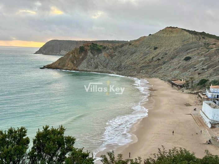 Image No.27-22 Bed Apartment for sale