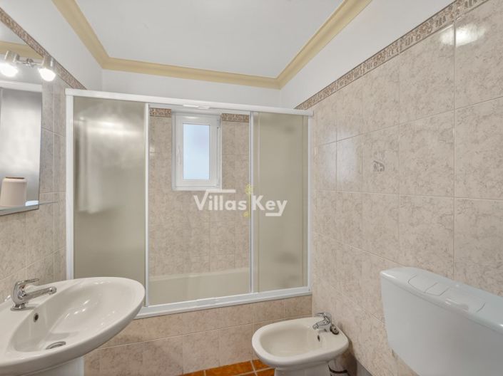 Image No.29-22 Bed Apartment for sale