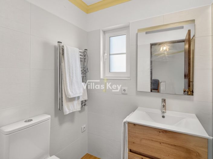 Image No.41-22 Bed Apartment for sale