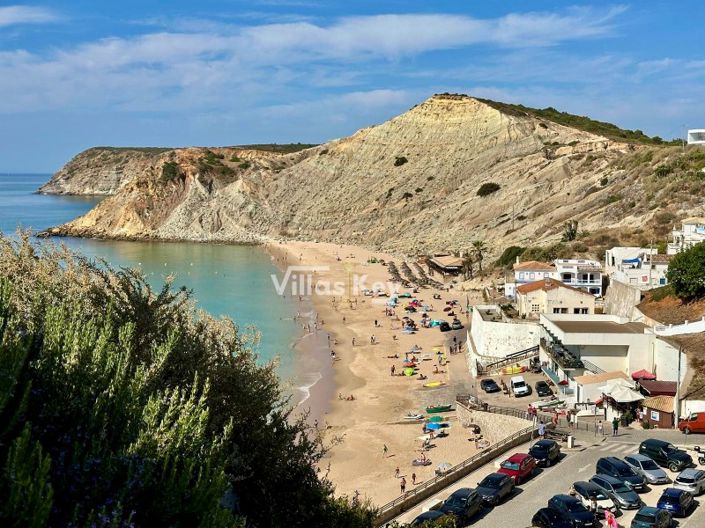 Image No.43-22 Bed Apartment for sale