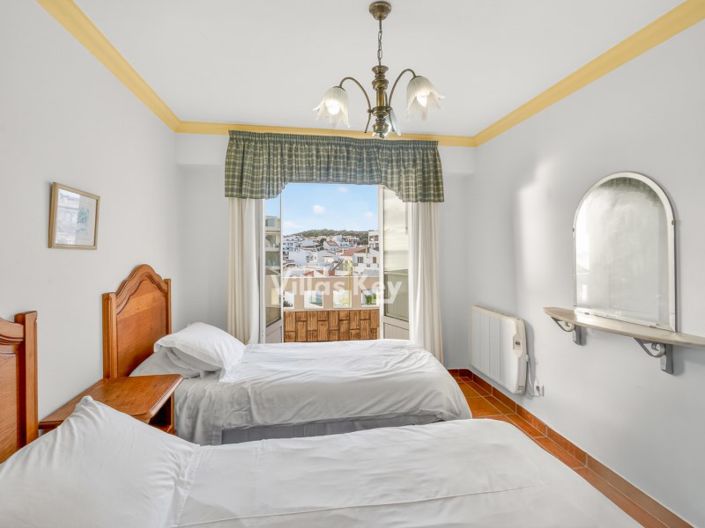 Image No.53-22 Bed Apartment for sale