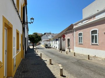 id93fbbb01-0000-0500-0000-00001823a208