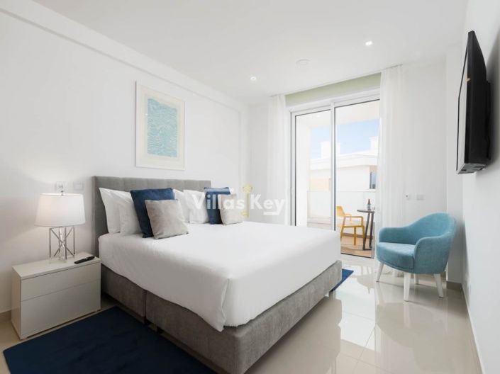 Image No.10-2 Bed Apartment for sale