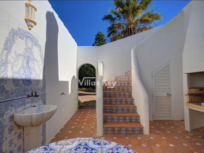 Image No.22-3 Bed House for sale