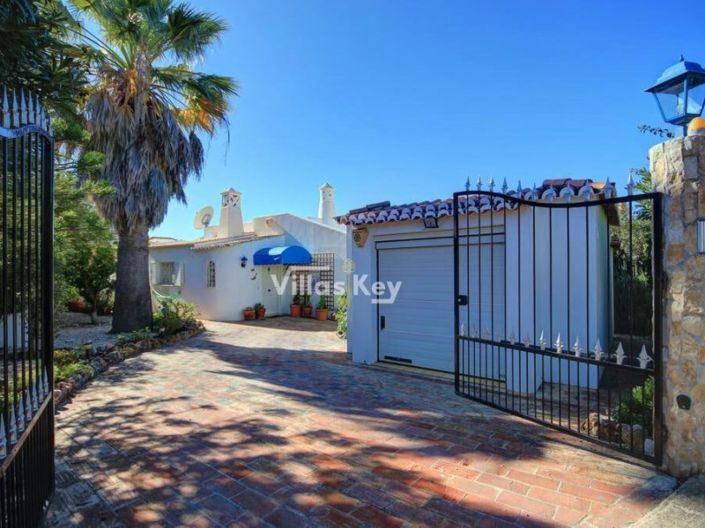 Image No.40-3 Bed House for sale