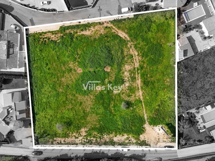 Image No.18-3 Bed House for sale