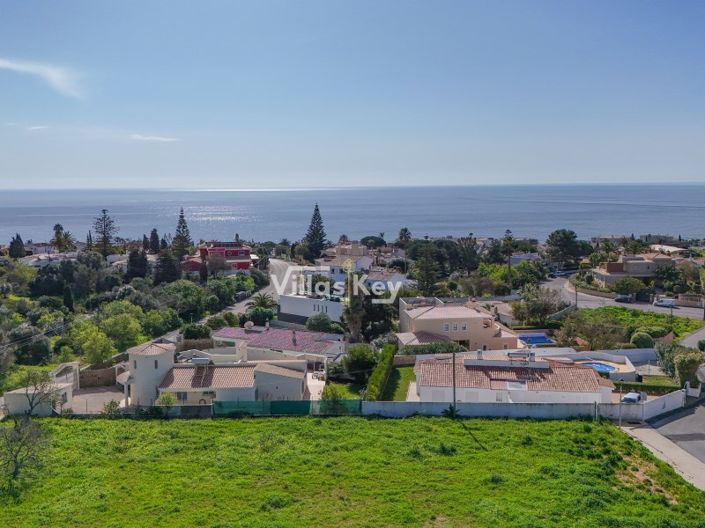 Image No.20-3 Bed House for sale