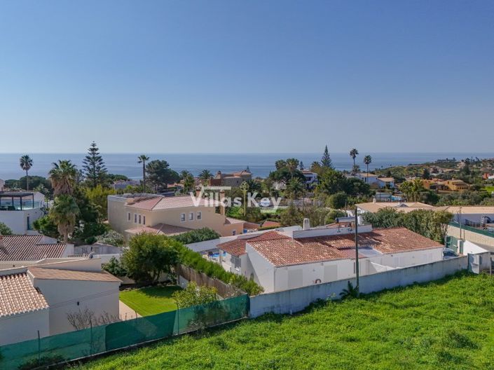 Image No.21-3 Bed House for sale