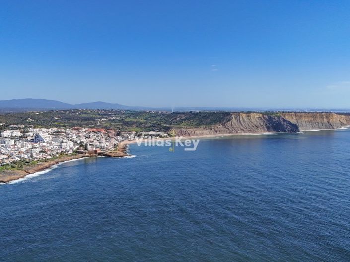 Image No.23-3 Bed House for sale