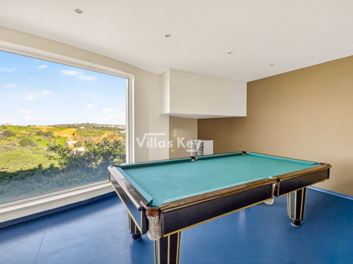 Image No.23-2 Bed Apartment for sale