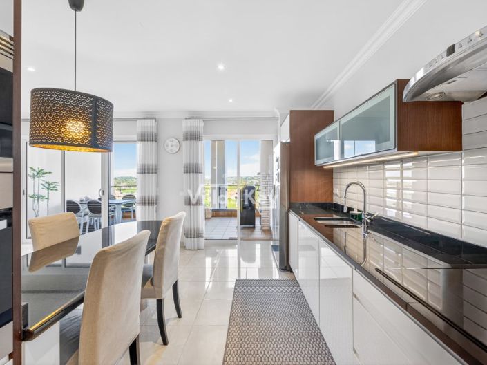 Image No.8-2 Bed Apartment for sale