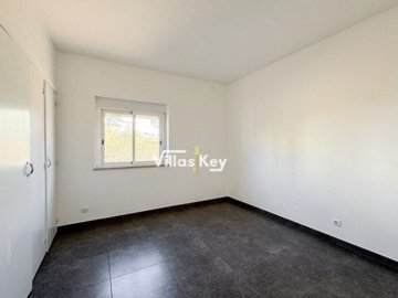 id6887ba01-0000-0500-0000-000018036647