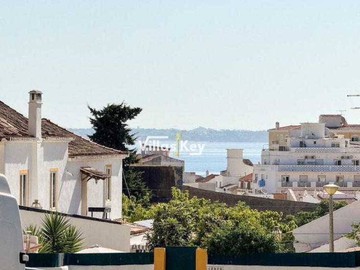 Image No.3-3 Bed Apartment for sale