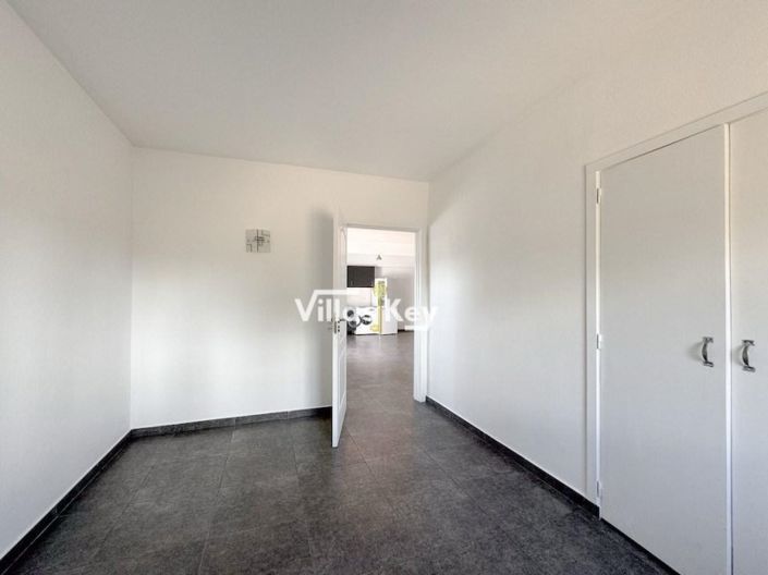 Image No.9-3 Bed Apartment for sale