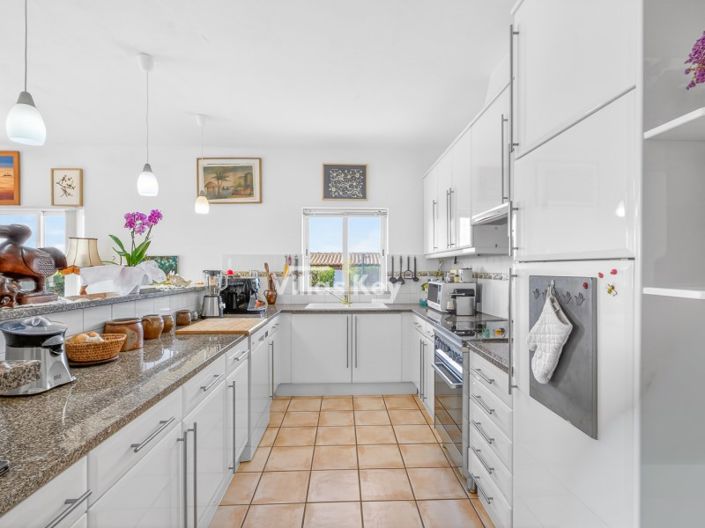 Image No.5-4 Bed Farmhouse for sale