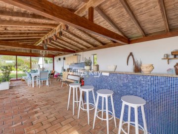 id6887bd01-0000-0500-0000-000018413c7c