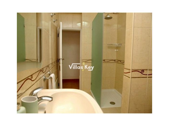 Image No.29-5 Bed Apartment for sale