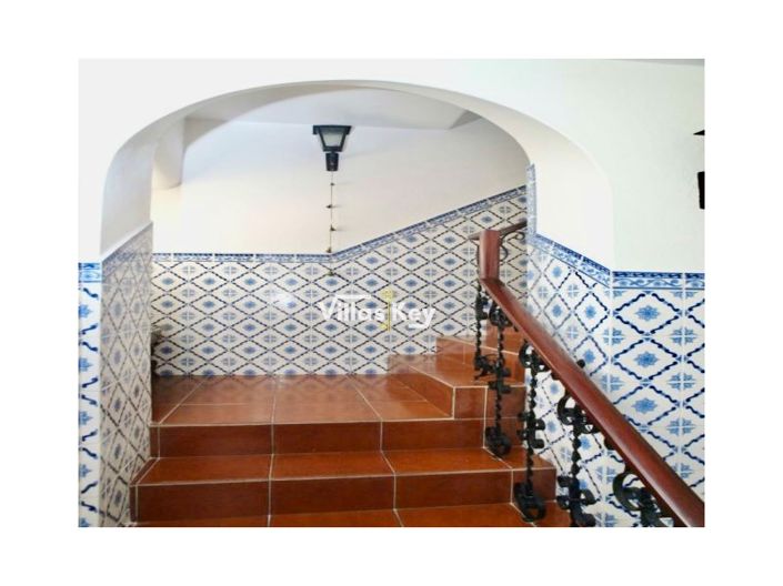 Image No.33-5 Bed Apartment for sale