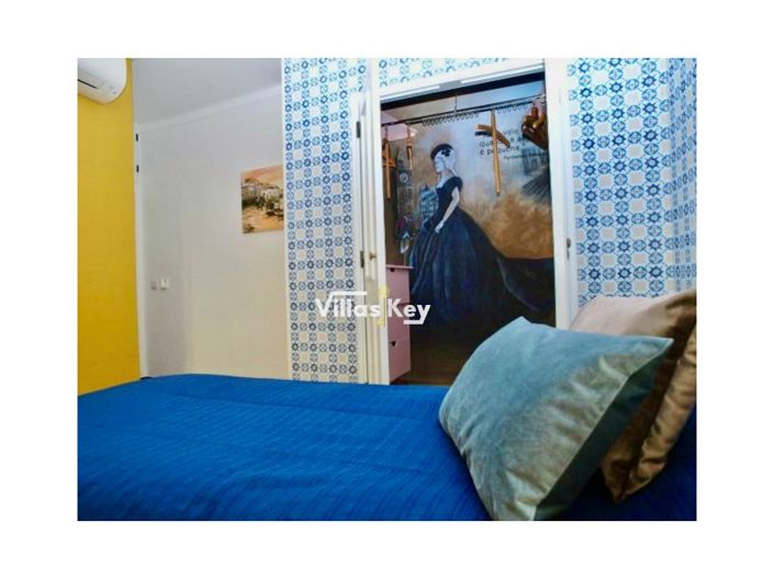 Image No.44-5 Bed Apartment for sale