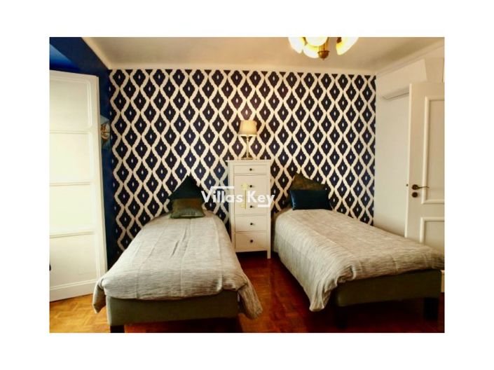 Image No.51-5 Bed Apartment for sale