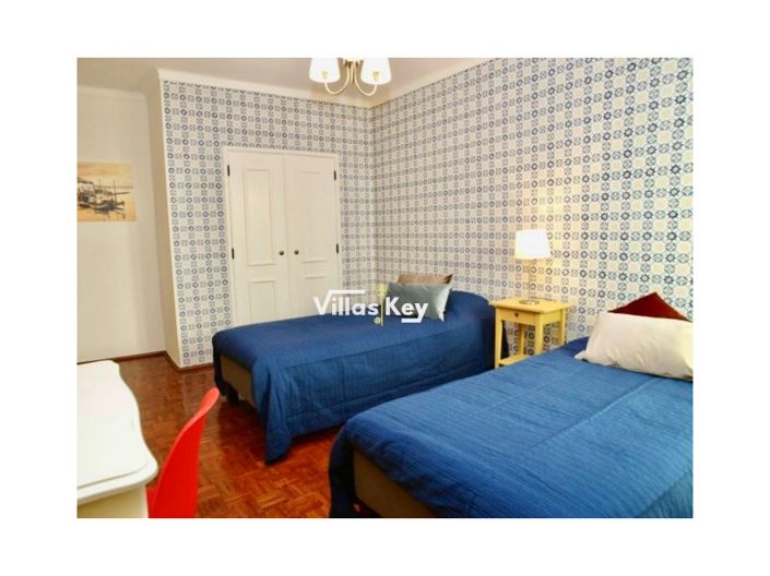 Image No.36-5 Bed Apartment for sale