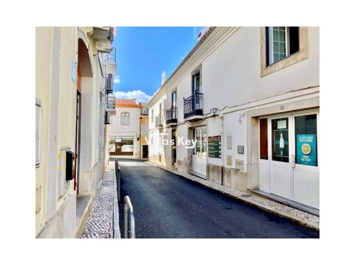 Image No.54-5 Bed Apartment for sale