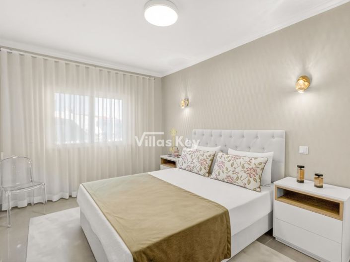 Image No.27-2 Bed Apartment for sale