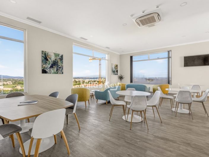 Image No.32-2 Bed Apartment for sale