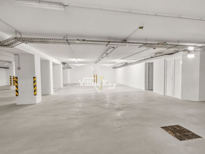 Image No.34-2 Bed Apartment for sale