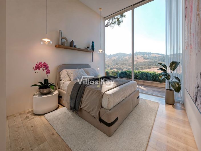 Image No.9-3 Bed House for sale