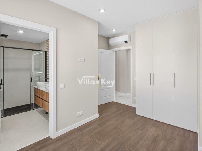 Image No.15-3 Bed Apartment for sale