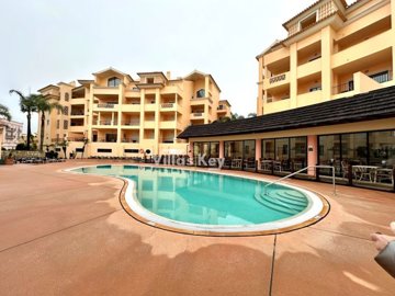 id769cc001-0000-0500-0000-000018757958