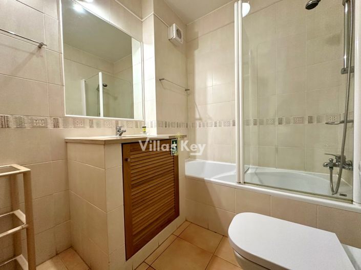 Image No.22-Appartement de 1 chambre à vendre à Lagos