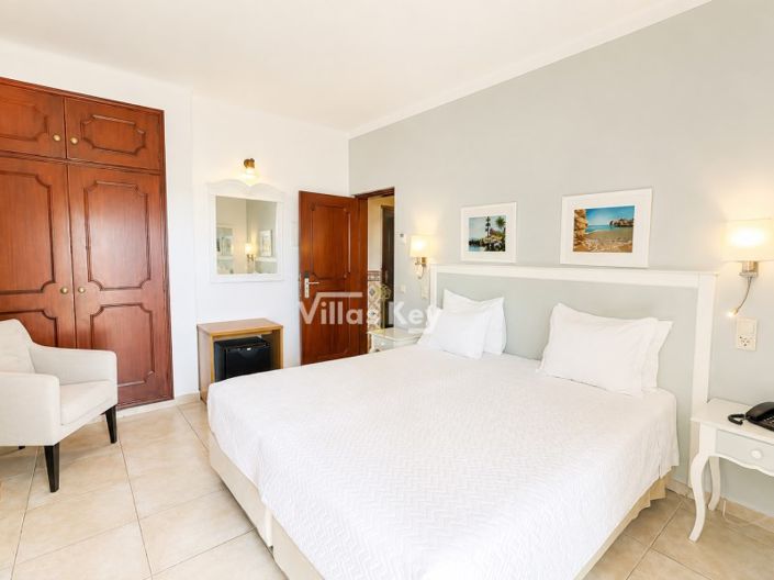 Image No.12-25 Bed Hotel for sale