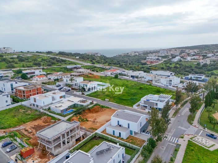 Image No.2-Terrain à vendre à Lagos