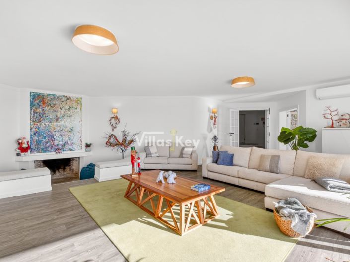 Image No.10-7 Bed House for sale