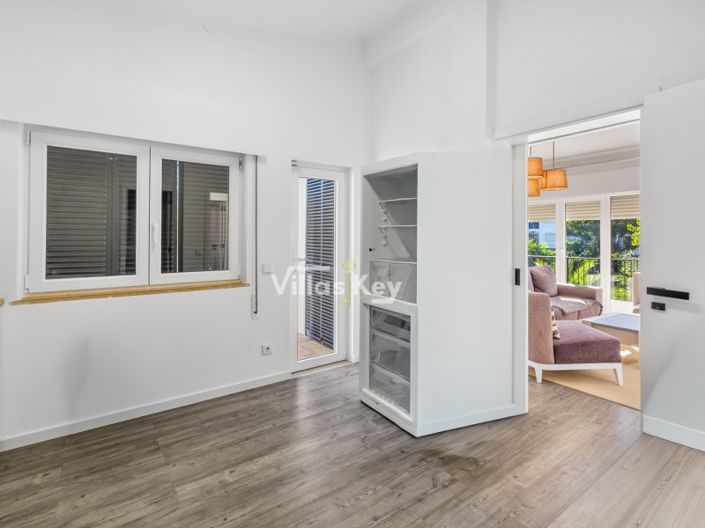 Image No.60-7 Bed House for sale