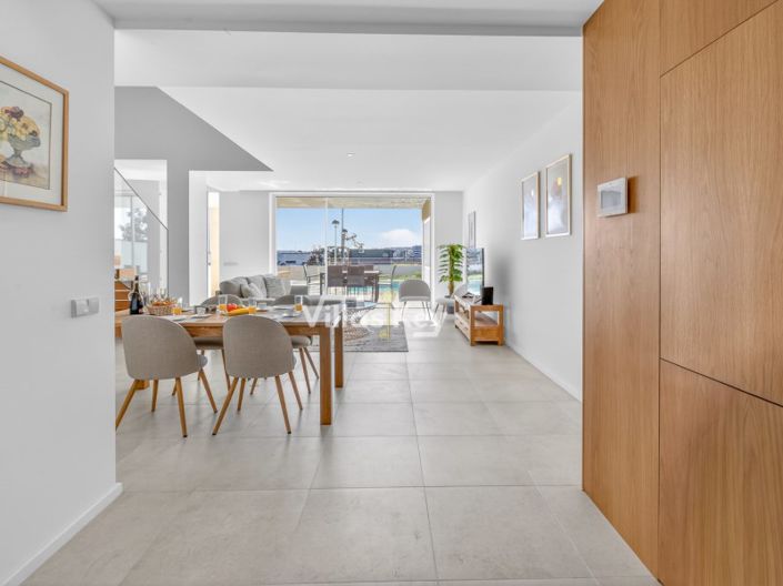 Image No.15-3 Bed House for sale