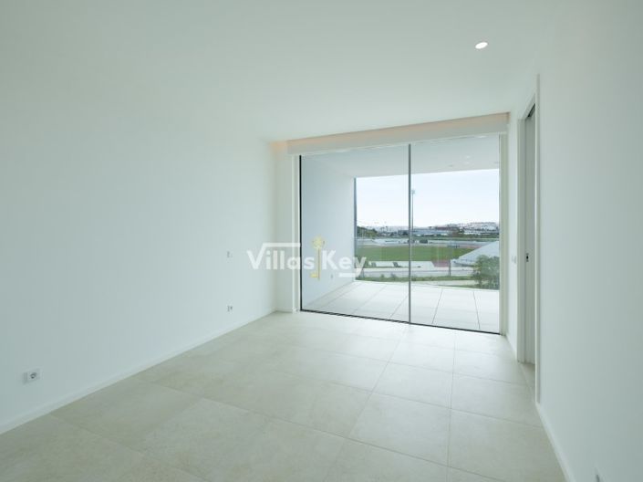 Image No.26-3 Bed House for sale